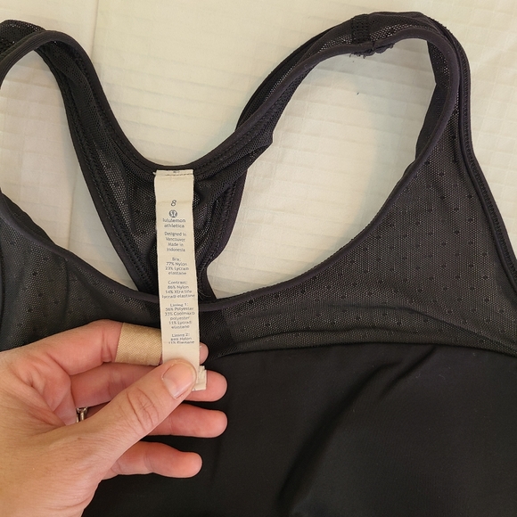 Lululemon bra - Picture 2 of 3
